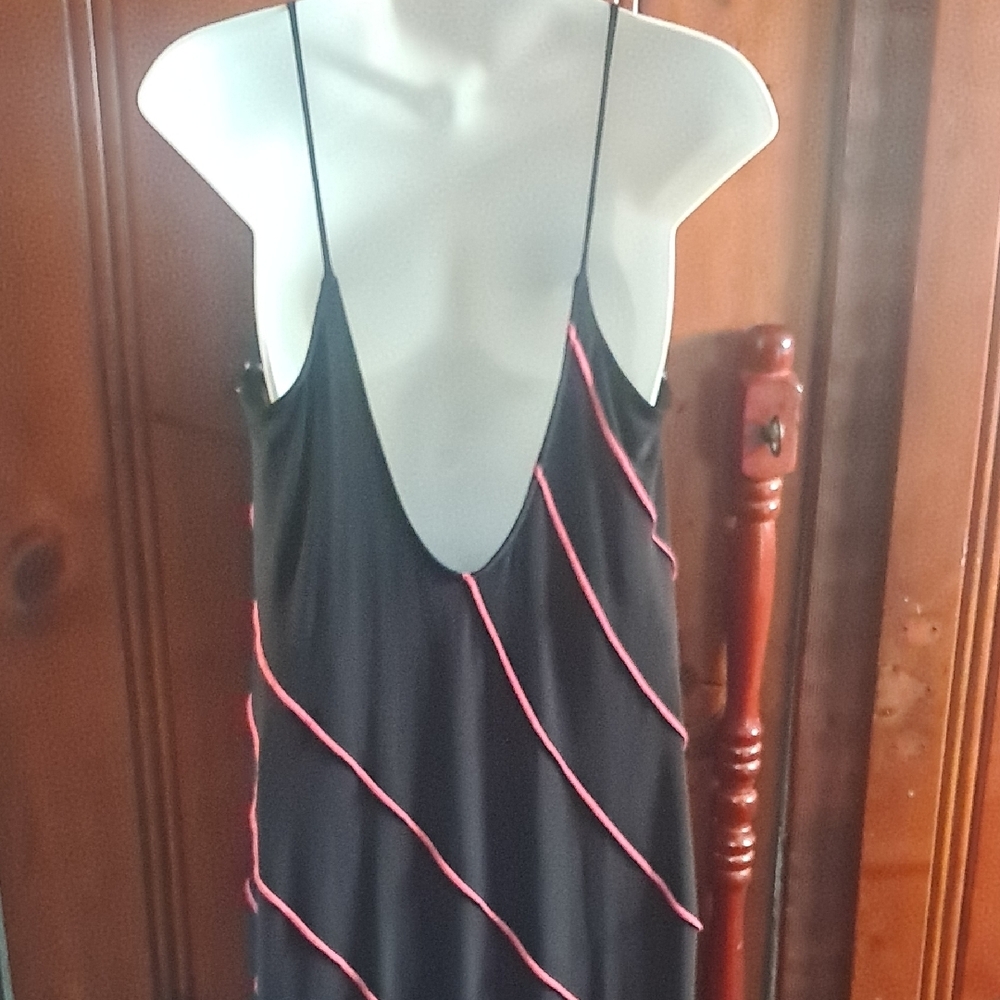 Joseph Ribkoff Black Maxi Dress with Red Accents - Picture 3 of 4